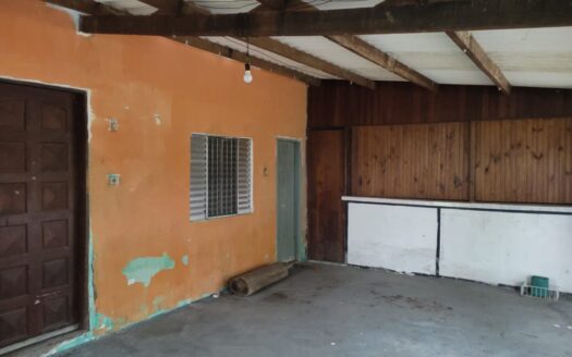 Casa próximo ao rio em Ilha Comprida